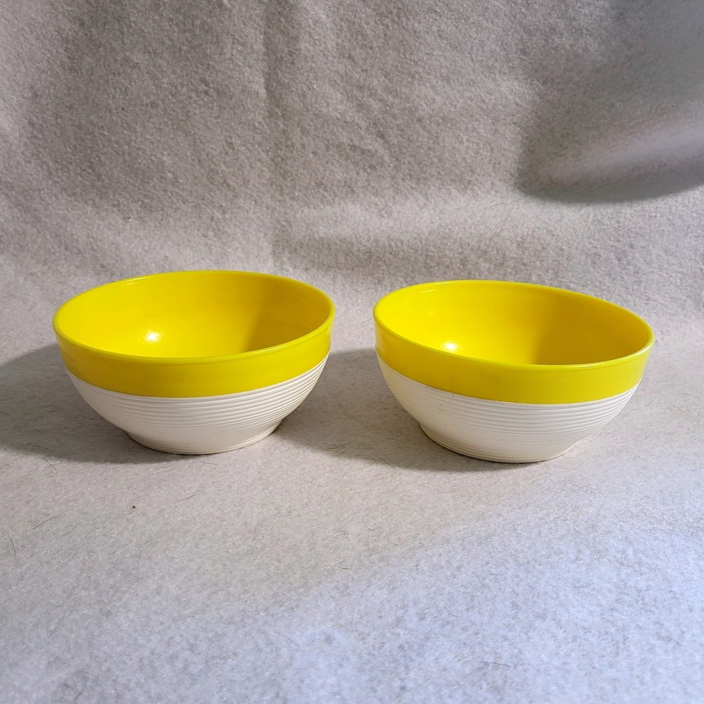 Lot of 2 Vintage Raffiaware Thermo-Temp Yellow & White Bowl Plastic Insulated